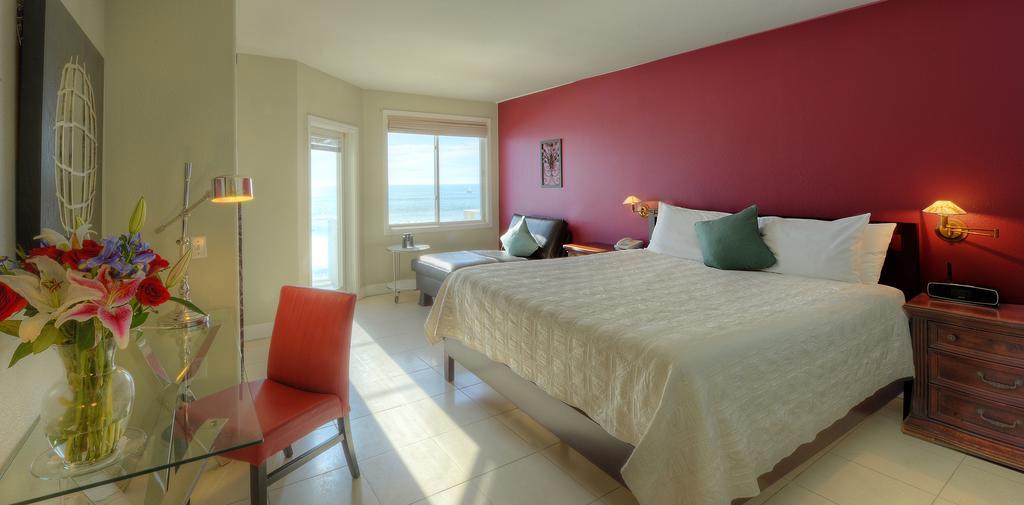 The Oceanfront Stay On Miramarbeach Hmb El Granada Zewnętrze zdjęcie