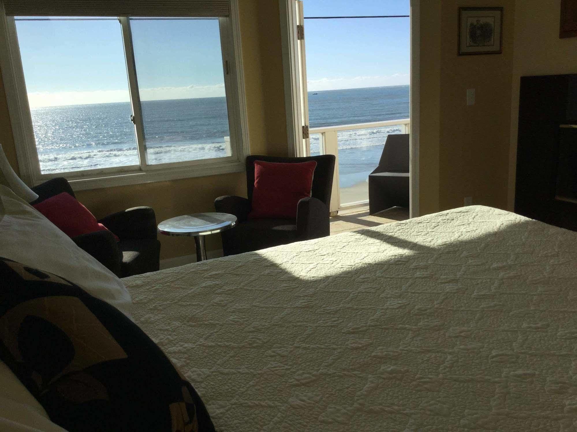 The Oceanfront Stay On Miramarbeach Hmb El Granada Zewnętrze zdjęcie