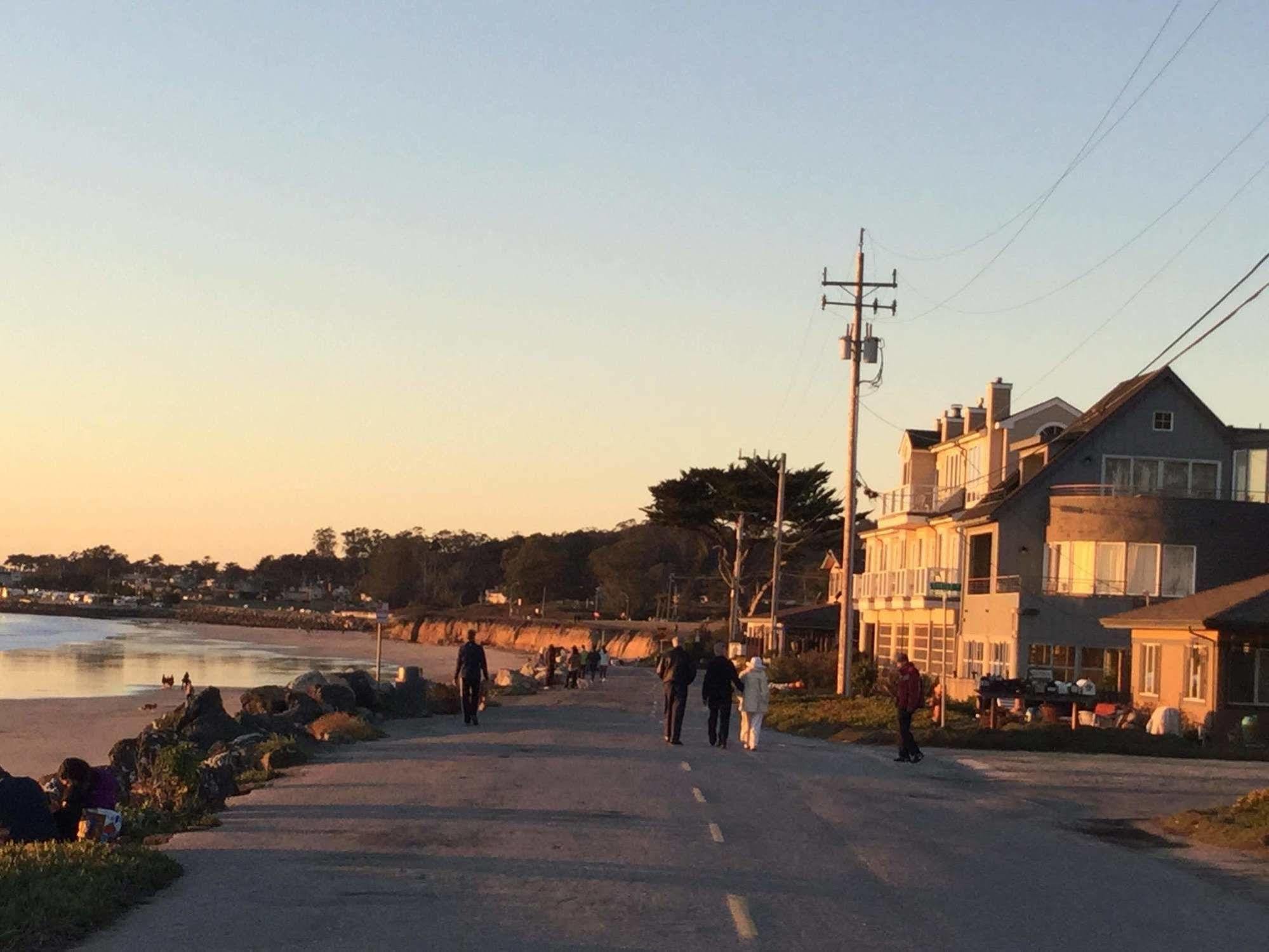 The Oceanfront Stay On Miramarbeach Hmb El Granada Zewnętrze zdjęcie
