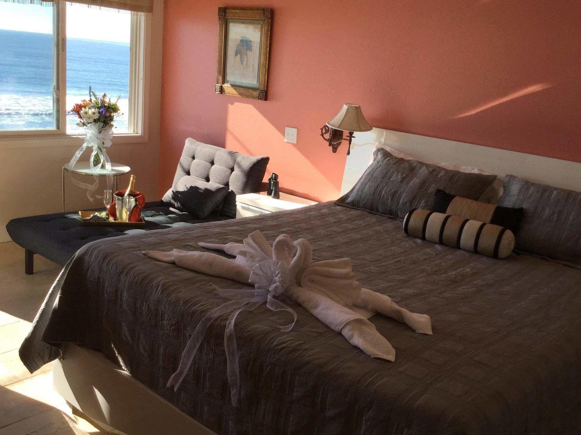 The Oceanfront Stay On Miramarbeach Hmb El Granada Zewnętrze zdjęcie